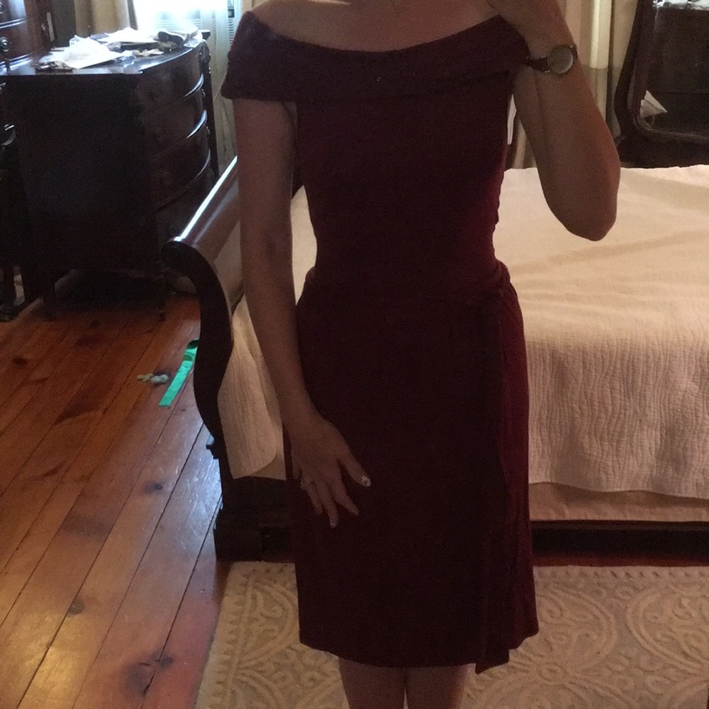 Off the shoulder dress in burgundy